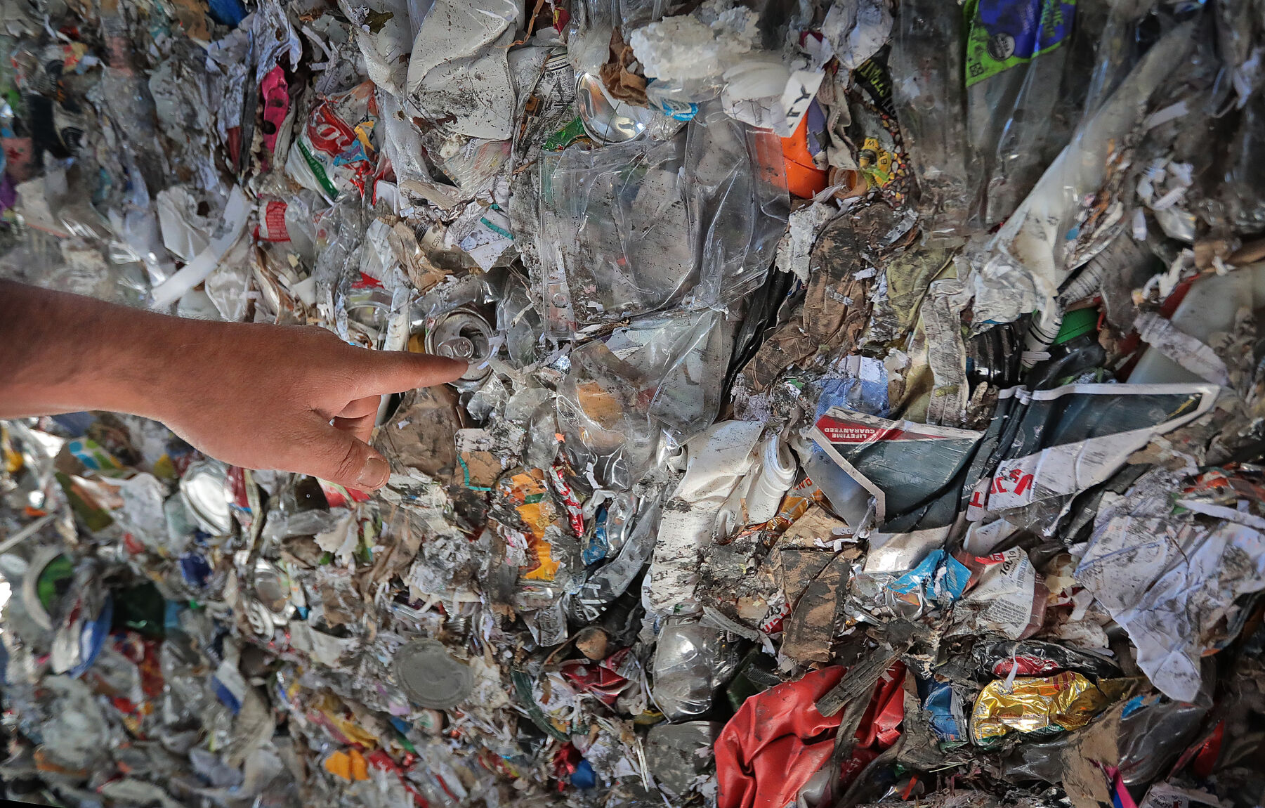061021 jw lanl plastics4.jpg